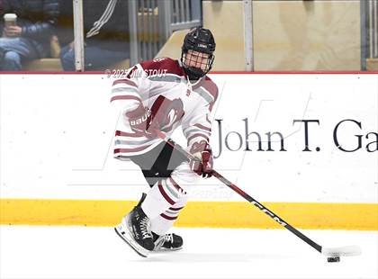 Thumbnail 1 in Loomis vs. St. Paul's (Avon Christmas Classic 5th Place photogallery.