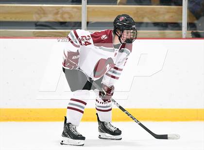 Thumbnail 3 in Loomis vs. St. Paul's (Avon Christmas Classic 5th Place photogallery.