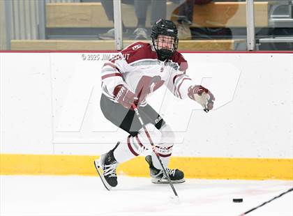 Thumbnail 3 in Loomis vs. St. Paul's (Avon Christmas Classic 5th Place photogallery.