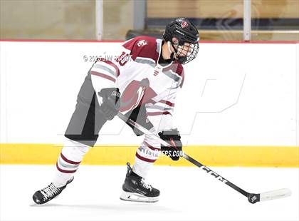 Thumbnail 2 in Loomis vs. St. Paul's (Avon Christmas Classic 5th Place photogallery.