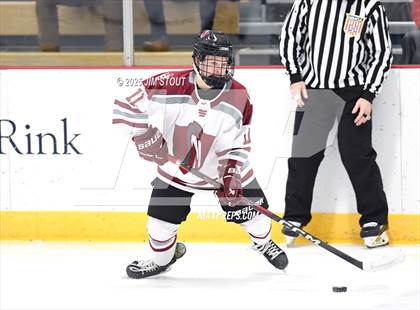 Thumbnail 3 in Loomis vs. St. Paul's (Avon Christmas Classic 5th Place photogallery.