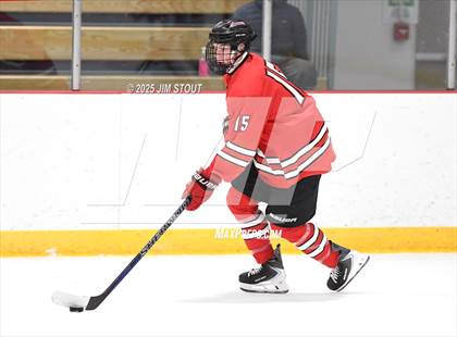 Thumbnail 1 in Loomis vs. St. Paul's (Avon Christmas Classic 5th Place photogallery.