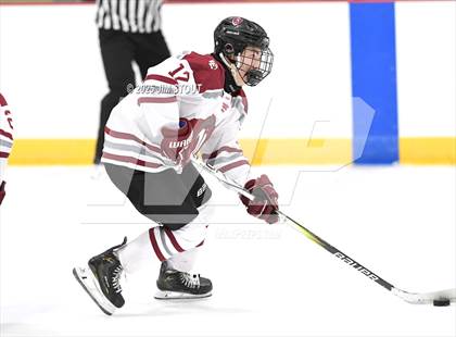 Thumbnail 1 in Loomis vs. St. Paul's (Avon Christmas Classic 5th Place photogallery.