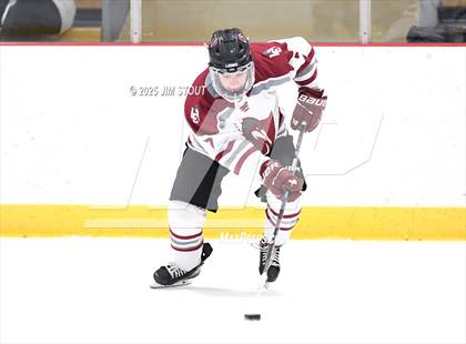 Thumbnail 1 in Loomis vs. St. Paul's (Avon Christmas Classic 5th Place photogallery.