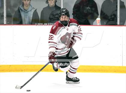 Thumbnail 2 in Loomis vs. St. Paul's (Avon Christmas Classic 5th Place photogallery.