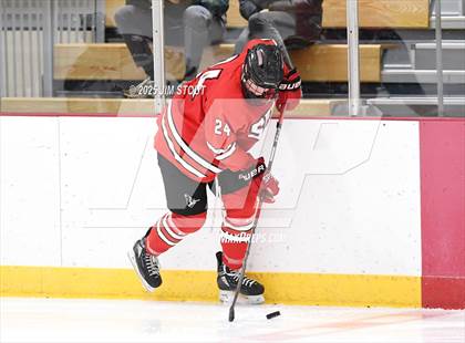 Thumbnail 3 in Loomis vs. St. Paul's (Avon Christmas Classic 5th Place photogallery.