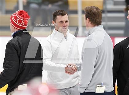 Thumbnail 1 in Loomis vs. St. Paul's (Avon Christmas Classic 5th Place photogallery.