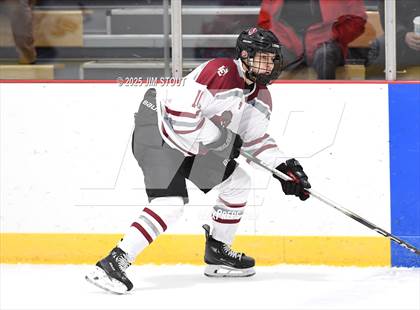 Thumbnail 1 in Loomis vs. St. Paul's (Avon Christmas Classic 5th Place photogallery.