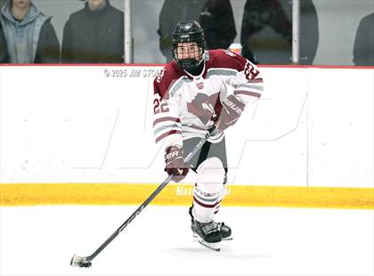 Thumbnail 3 in Loomis vs. St. Paul's (Avon Christmas Classic 5th Place photogallery.