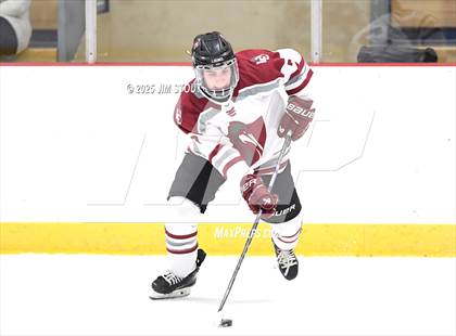 Thumbnail 3 in Loomis vs. St. Paul's (Avon Christmas Classic 5th Place photogallery.