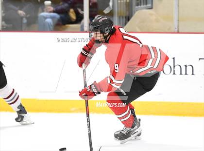 Thumbnail 3 in Loomis vs. St. Paul's (Avon Christmas Classic 5th Place photogallery.