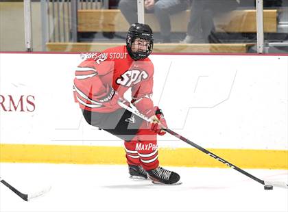 Thumbnail 3 in Loomis vs. St. Paul's (Avon Christmas Classic 5th Place photogallery.