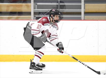 Thumbnail 3 in Loomis vs. St. Paul's (Avon Christmas Classic 5th Place photogallery.