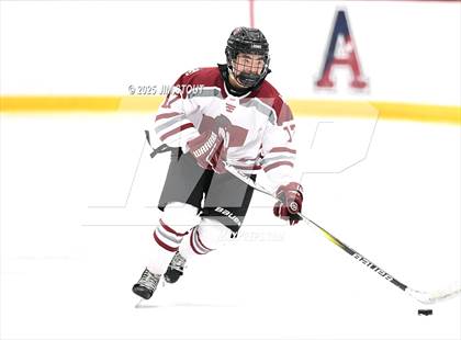 Thumbnail 2 in Loomis vs. St. Paul's (Avon Christmas Classic 5th Place photogallery.