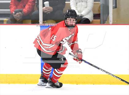 Thumbnail 3 in Loomis vs. St. Paul's (Avon Christmas Classic 5th Place photogallery.