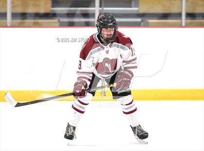 Thumbnail 2 in Loomis vs. St. Paul's (Avon Christmas Classic 5th Place photogallery.