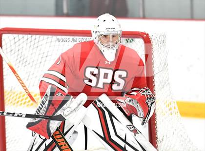 Thumbnail 3 in Loomis vs. St. Paul's (Avon Christmas Classic 5th Place photogallery.