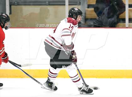 Thumbnail 2 in Loomis vs. St. Paul's (Avon Christmas Classic 5th Place photogallery.