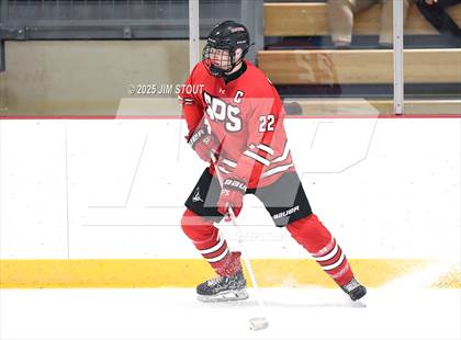 Thumbnail 3 in Loomis vs. St. Paul's (Avon Christmas Classic 5th Place photogallery.