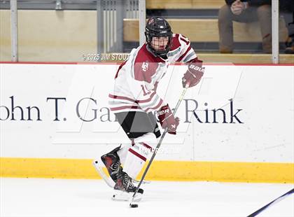 Thumbnail 1 in Loomis vs. St. Paul's (Avon Christmas Classic 5th Place photogallery.