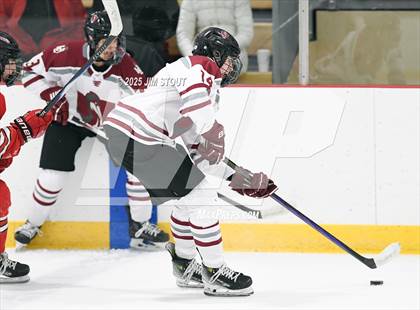 Thumbnail 3 in Loomis vs. St. Paul's (Avon Christmas Classic 5th Place photogallery.