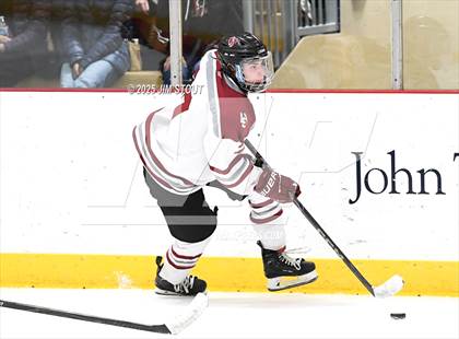 Thumbnail 2 in Loomis vs. St. Paul's (Avon Christmas Classic 5th Place photogallery.