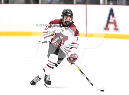 Thumbnail 1 in Loomis vs. St. Paul's (Avon Christmas Classic 5th Place photogallery.