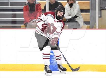 Thumbnail 1 in Loomis vs. St. Paul's (Avon Christmas Classic 5th Place photogallery.