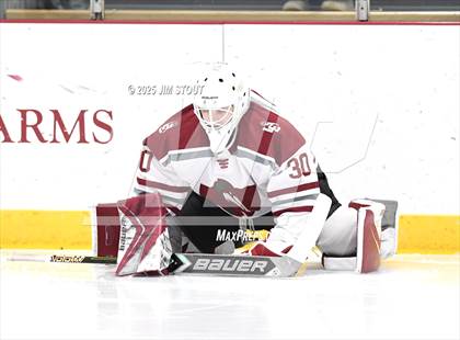 Thumbnail 2 in Loomis vs. St. Paul's (Avon Christmas Classic 5th Place photogallery.