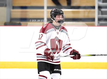 Thumbnail 3 in Loomis vs. St. Paul's (Avon Christmas Classic 5th Place photogallery.