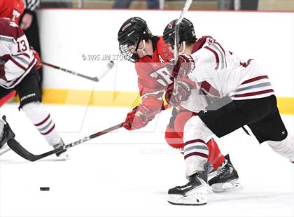 Thumbnail 1 in Loomis vs. St. Paul's (Avon Christmas Classic 5th Place photogallery.