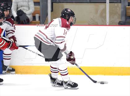 Thumbnail 1 in Loomis vs. St. Paul's (Avon Christmas Classic 5th Place photogallery.