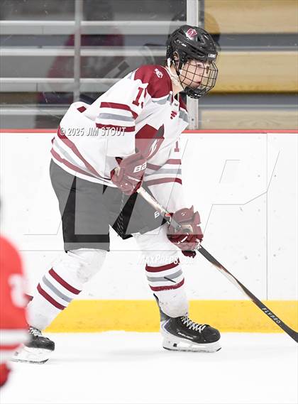 Thumbnail 1 in Loomis vs. St. Paul's (Avon Christmas Classic 5th Place photogallery.