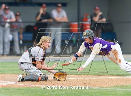 Thumbnail 3 in Plum vs. Marple Newtown (PIAA Class AAAA Semifinal) photogallery.