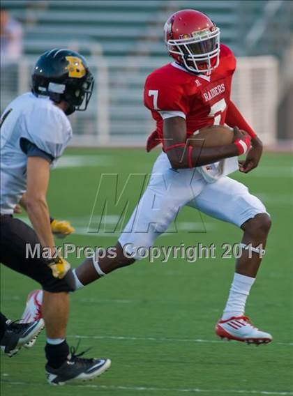 Thumbnail 2 in Brennan @ Taft photogallery.