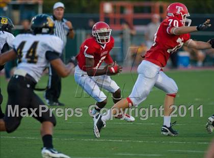 Thumbnail 3 in Brennan @ Taft photogallery.