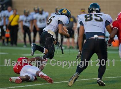 Thumbnail 3 in Brennan @ Taft photogallery.