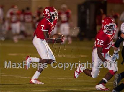 Thumbnail 3 in Brennan @ Taft photogallery.