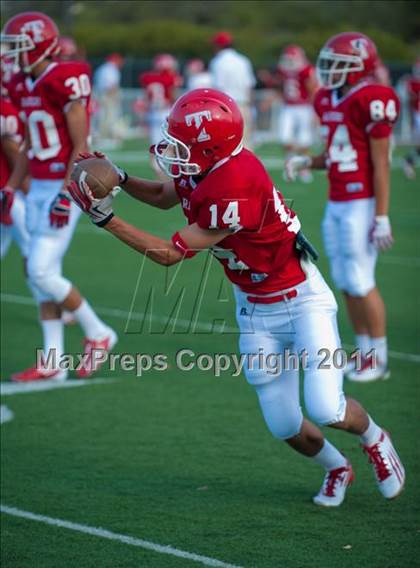 Thumbnail 3 in Brennan @ Taft photogallery.