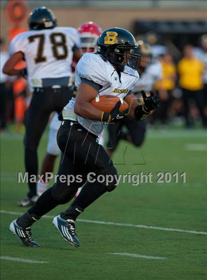 Thumbnail 1 in Brennan @ Taft photogallery.