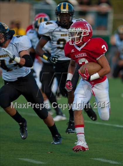 Thumbnail 3 in Brennan @ Taft photogallery.