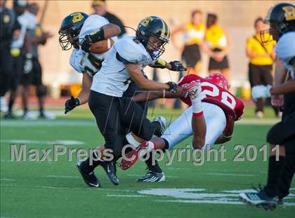 Thumbnail 3 in Brennan @ Taft photogallery.