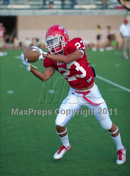 Thumbnail 3 in Brennan @ Taft photogallery.
