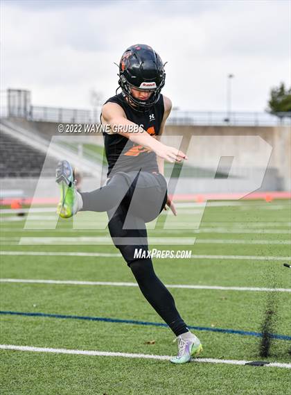 Thumbnail 1 in Longview @ Aledo (UIL 5A DI State Semifinals) photogallery.