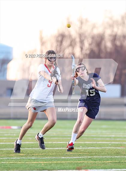 Thumbnail 3 in Gainesville vs. Osbourn photogallery.