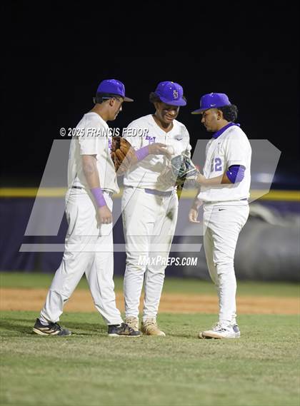Thumbnail 3 in Palmetto @ Lennard (FHSAA 6A District 12 Semifinal)  photogallery.