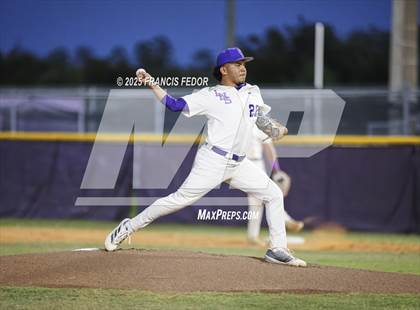Thumbnail 3 in Palmetto @ Lennard (FHSAA 6A District 12 Semifinal)  photogallery.