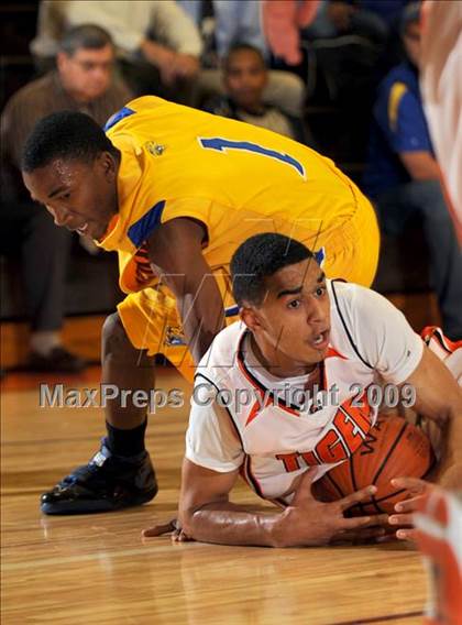Thumbnail 3 in Johnson @ Grissom photogallery.