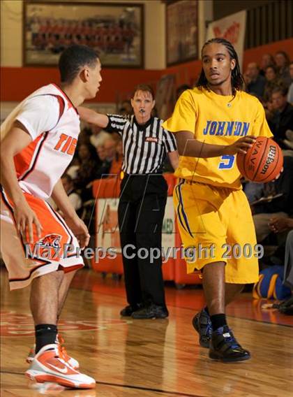 Thumbnail 2 in Johnson @ Grissom photogallery.