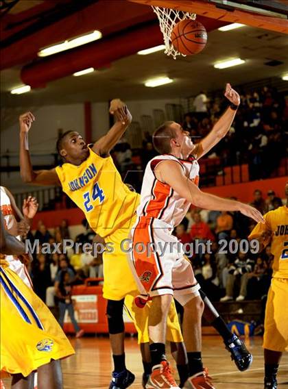 Thumbnail 2 in Johnson @ Grissom photogallery.